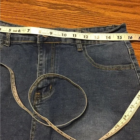 Denim Blue Women's Shorts size large - Picture 6 of 6